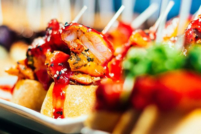 Barcelona With Locals: Wine and Tapas Private Tour - Starting at Sant Antoni and Els Tres Tombs