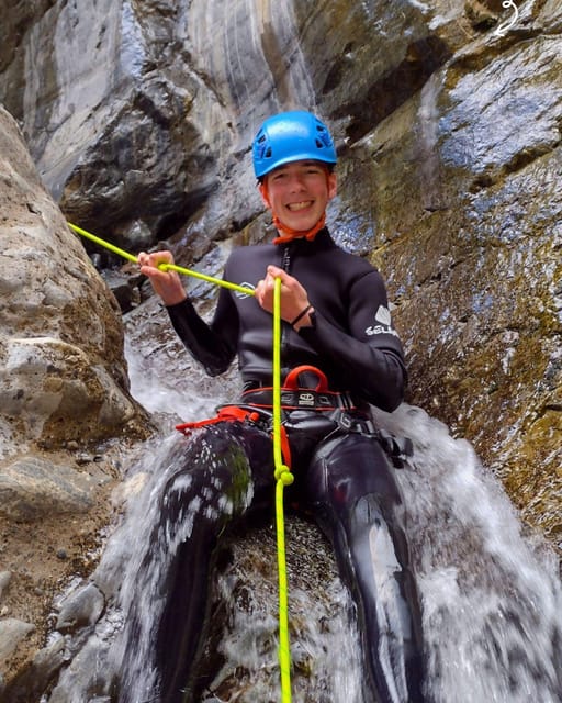 Benahavís: Guided Canyoning Adventure (Benahavís River Walk) - Guides who set the tone