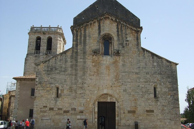 Besalu & 3 Medieval Towns Small Group Tour with Hotel Pick-Up - Who will enjoy this tour most