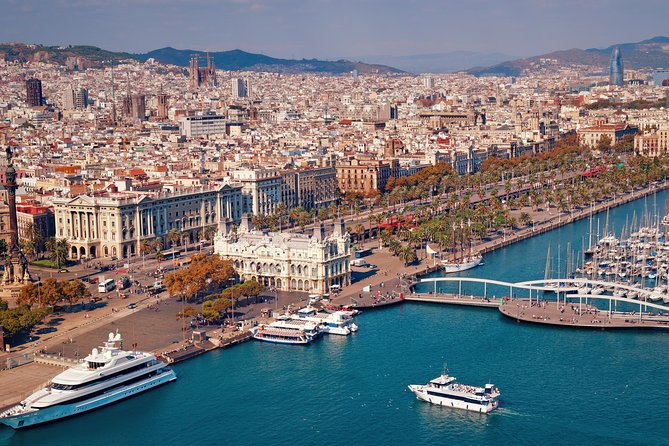 Best of Barcelona Guided Tour with Port or Hotel Pick up - Passeig de Gràcia and the Apple of Discord