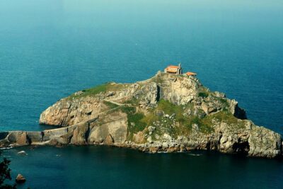 Bilbao, Guggenheim and Gaztelugatxe from San Sebastian