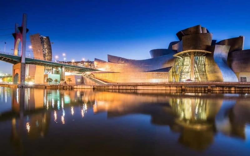 Bilbao: Guggenheim Museum Tour with Skip-the-Line Tickets - Key points to know before booking