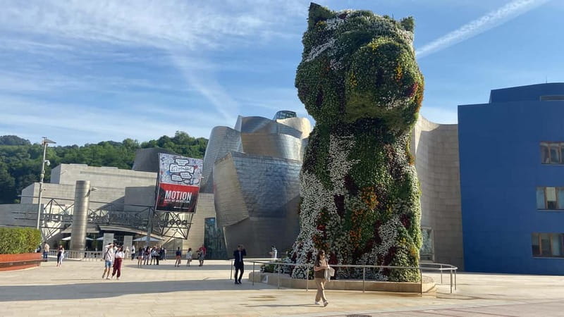 Bilbao: Guggenheim Museum Tour with Skip-the-Line Tickets - What two hours really gives you