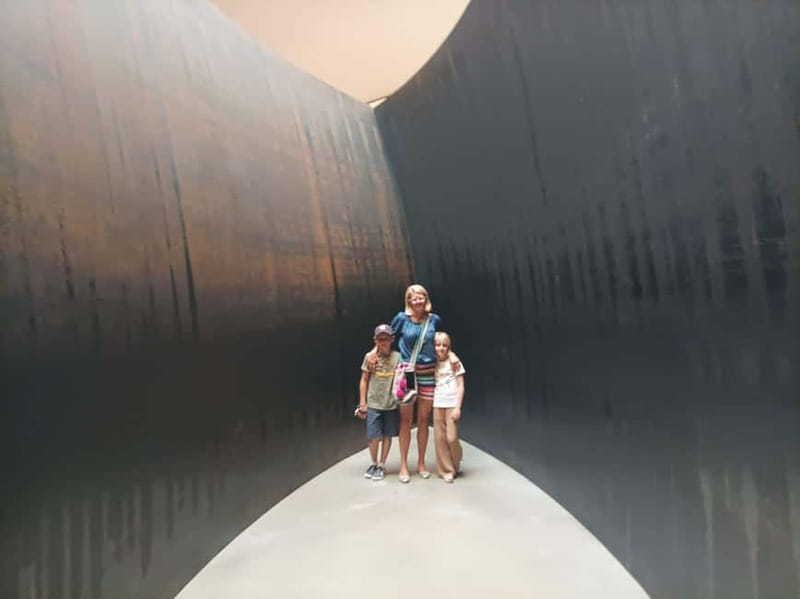Bilbao: Guggenheim Museum Tour with Skip-the-Line Tickets - Is $108 a fair price?
