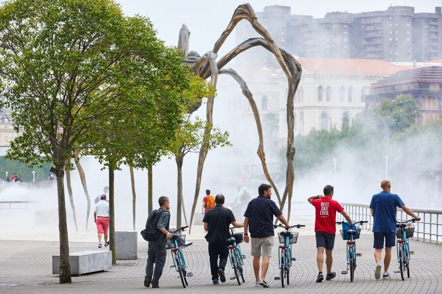 Bilbao: Guided Highlights Small Group or Private E-Bike Tour - Starting where Bilbao first took shape