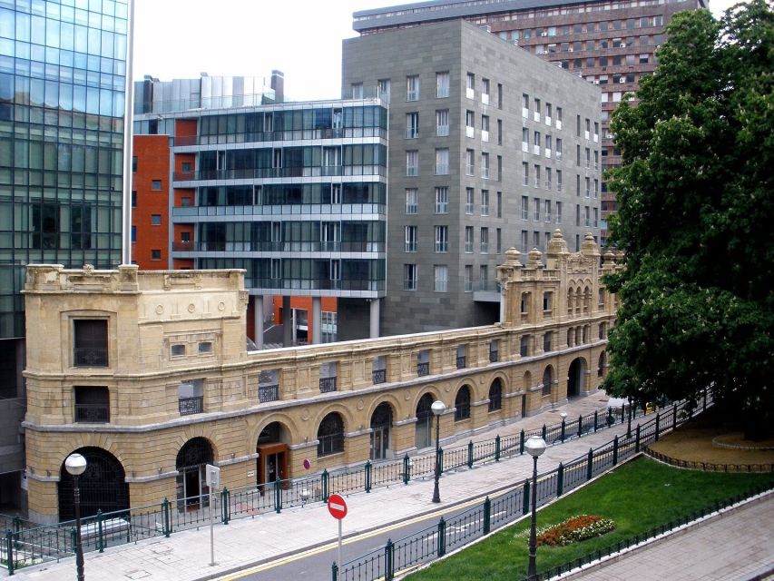 Bilbao Like a Local: Customized Guided Tour - Why three or four hours offer better value