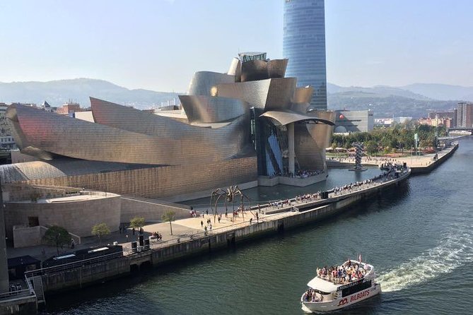 Bilbao Walking Small Group Tour - What the guides add to the walk