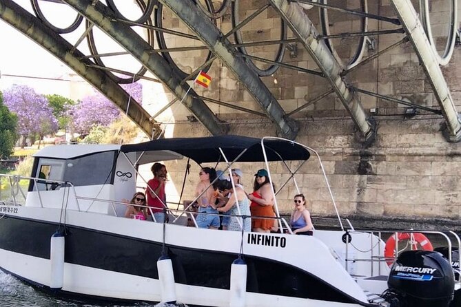 Boat Trip "Los Rincones del Guadalquivir" - Puente de Isabel II and the Triana views