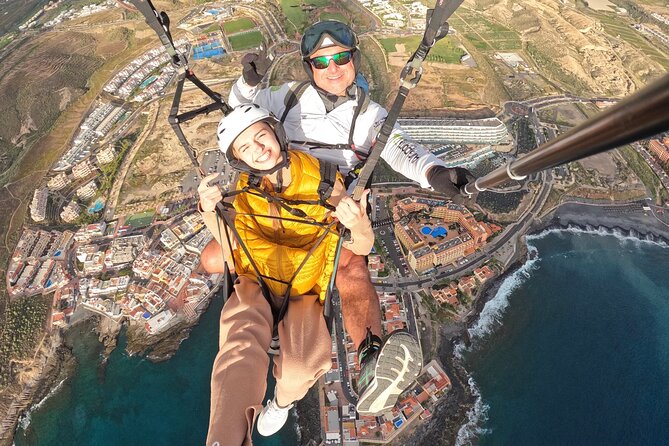 BRONZE tandem paragliding flight in South Tenerife, free pick up - The first steps into the air