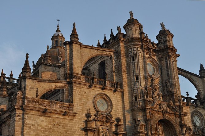 Cadiz and Jerez Day Trip from Seville - Guides can shape the whole day