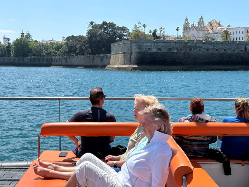 Cádiz: Sunset Catamaran Cruise Tours - What the Pura Vida Catamaran is like