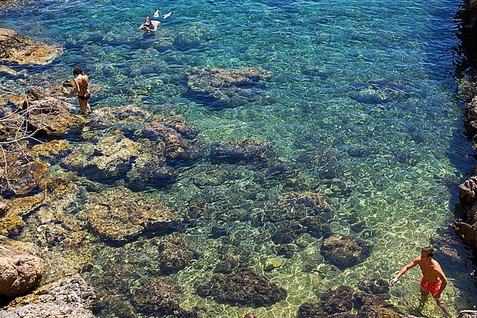 Cala Salada and Unspoiled North Beach Tour. Snorkelling and Aquarium - Cala Saladeta and the long beach break