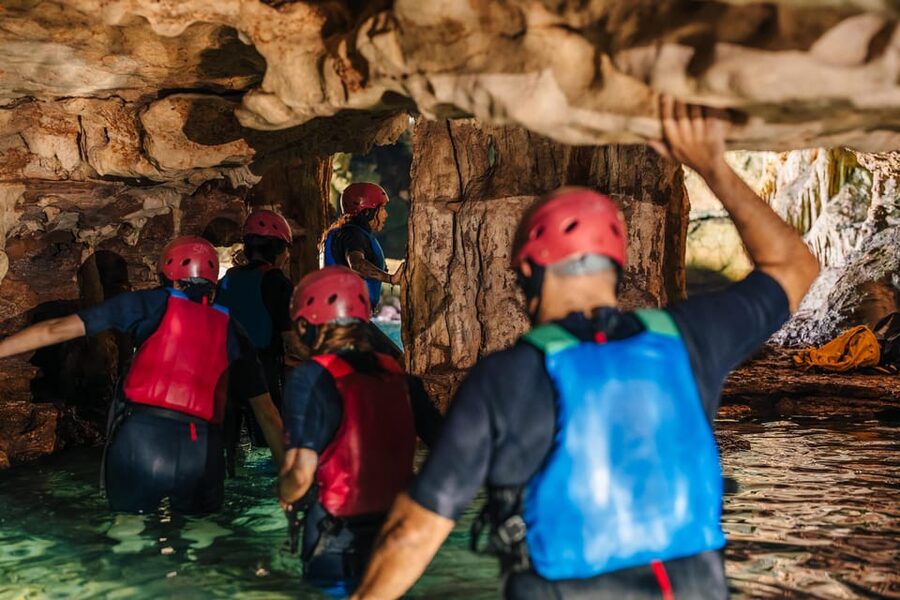 Cala Varques: Guided Sea Caves Kayak & Snorkeling Expedition - Kayaking back to Cala Romantica