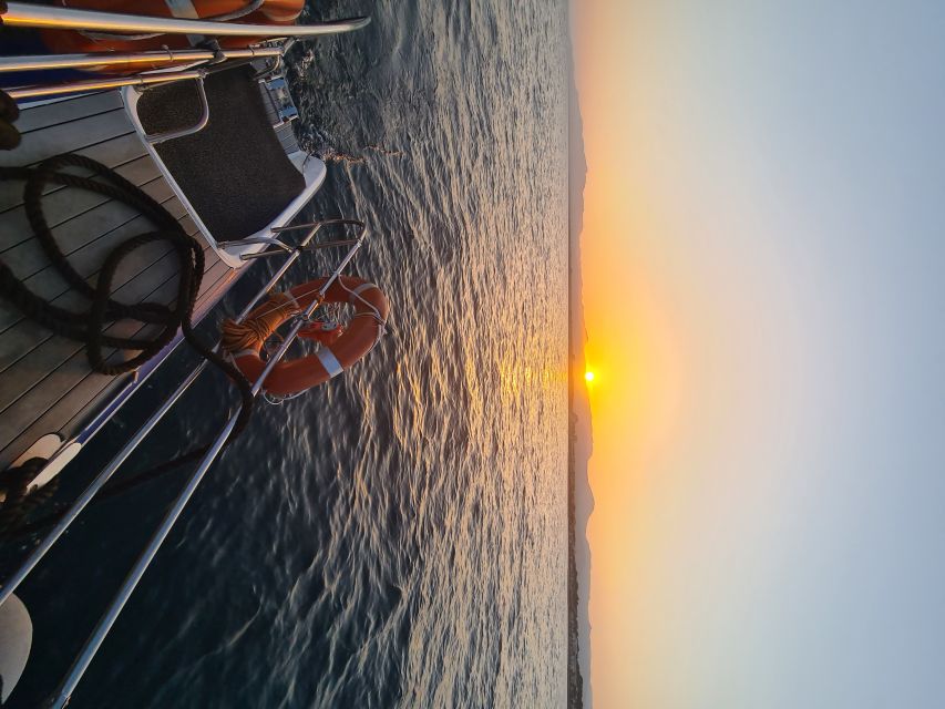 Cambrils: Costa Dorada Sunset Catamaran Cruise with Drinks - The catamaran’s front net is the best seat