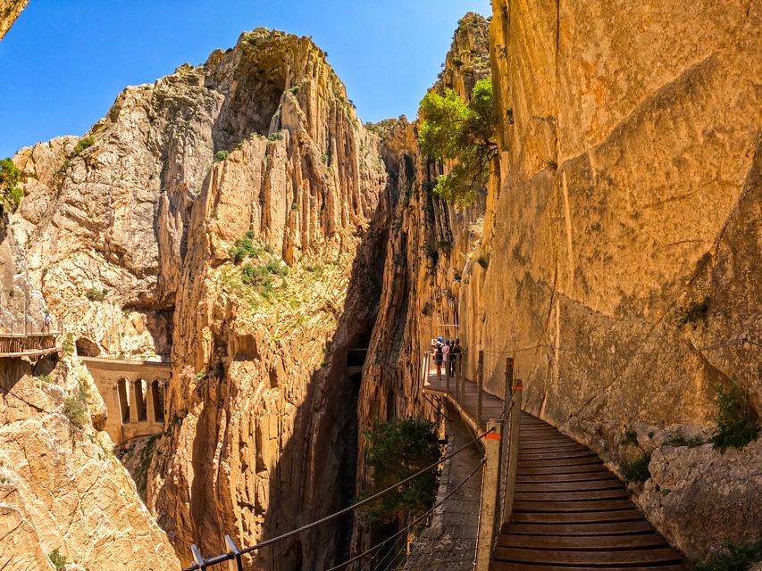 Caminito del Rey: Entry Ticket - Crowds, pacing, and the guide question