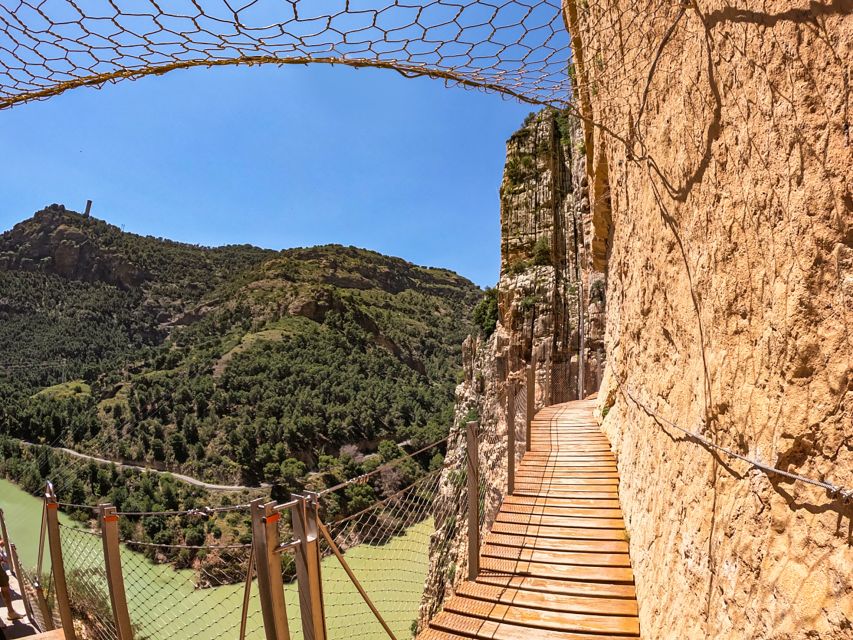 Caminito del Rey: Entry Ticket and Guided Tour - Check-in, helmets, and the start of the tour