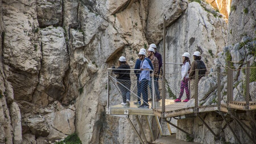 Caminito del Rey: Guided Hiking Tour with Entrance Tickets - Finishing the walk and getting back