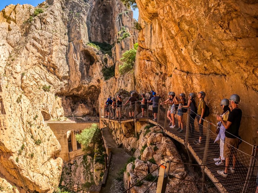 Caminito del Rey: Guided Tour and Entry Ticket - Helmets, radios, and the first section