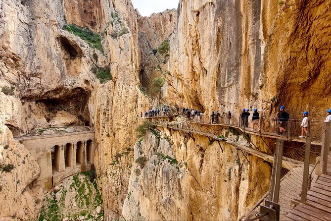 Caminito del Rey with Pickup from Malaga City - Leaving Malaga and getting organized