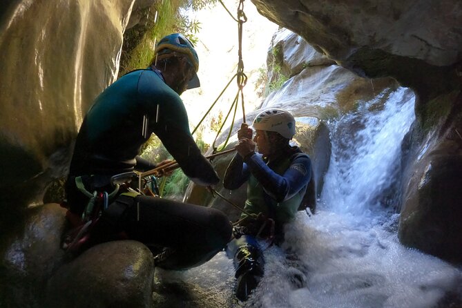 Canyoning Rio Verde from Nerja - Rappelling through the canyon