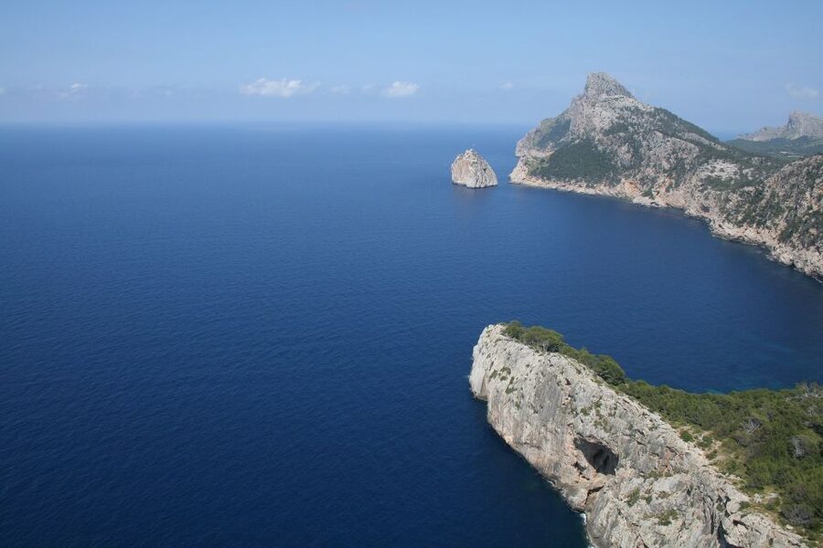 Cap de Formentor: Market, Beach, and Alcudia Tour - What the $69 price really covers