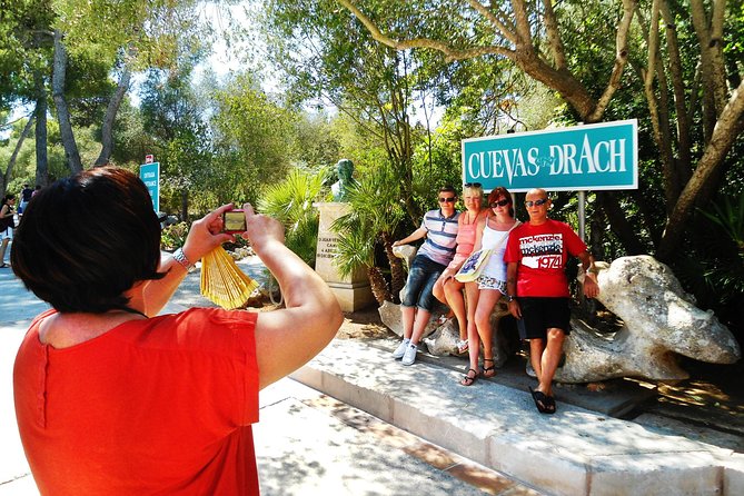 Caves of Drach Half-Day Tour with Boat Trip and Music Concert - The Majorica Pearls stop