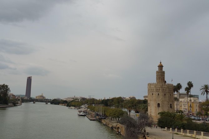 City Sightseeing Seville Hop-On Hop-Off Bus Tour - Stop 9 to Stop 12: Isla Mágica, Macarena, and Alameda