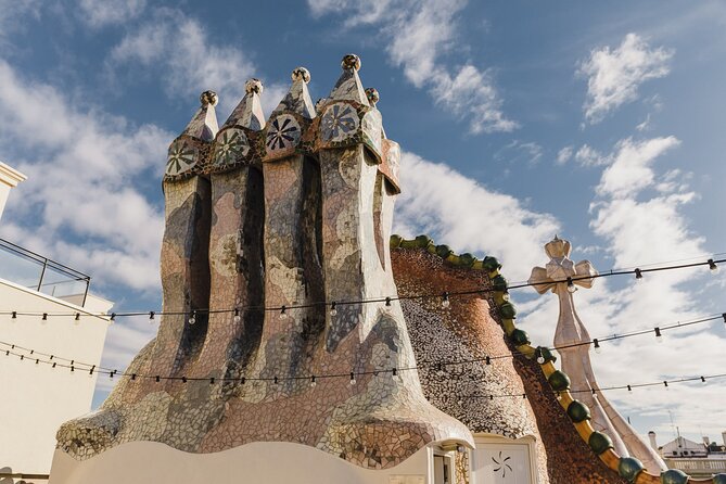 Complete Gaudi Tour: Casa Batllo, Park Guell & Sagrada Familia - The move to Park Güell