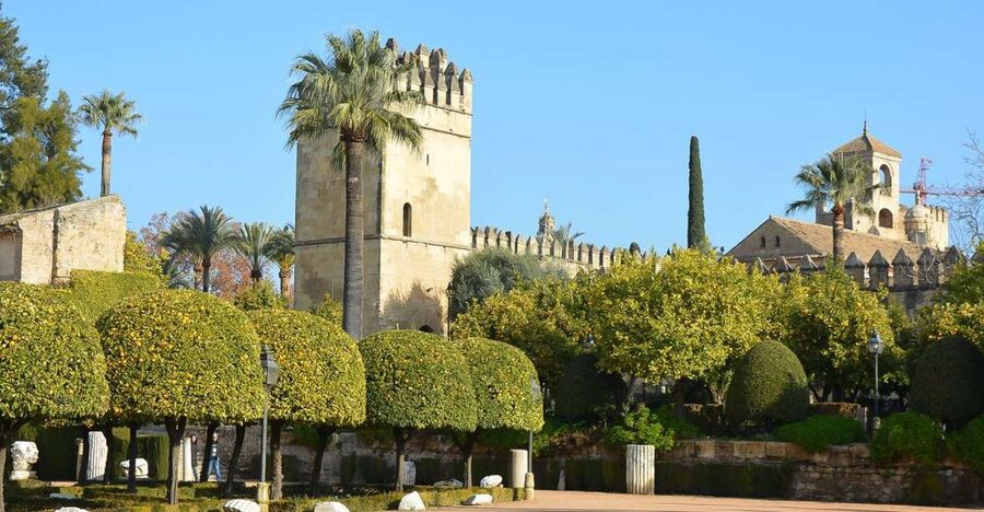 Cordóba: Gardens & Fortress of Catholic Monarchs Guided Tour - Starting at Avenida del Alcázar