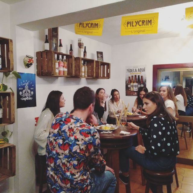 Córdoba: Local Wine Tasting Evening - Key points to know before booking