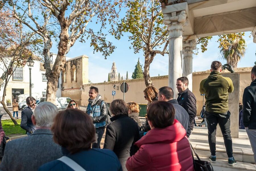 Cordoba: Monuments Walking Tour - The guide makes the difference