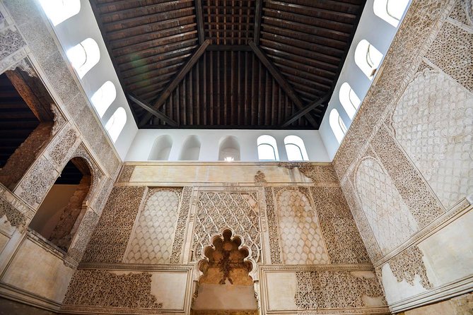 Cordoba Mosque and Jewish Quarter Guided Tour - What the guides add to the experience