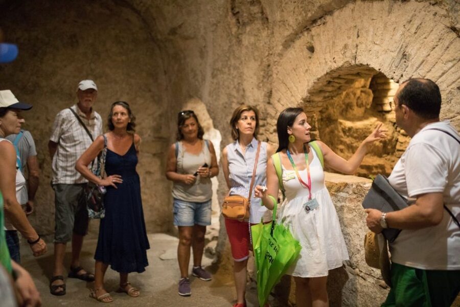 Córdoba: Mosque-Cathedral & Alcazar Guided Tour - The Baths and Old Palace Quarter alternative