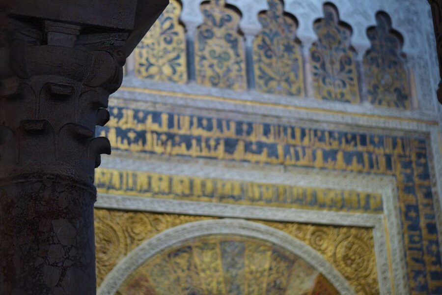 Córdoba: Mosque-Cathedral and Alcazar Tour - How the timing affects your day