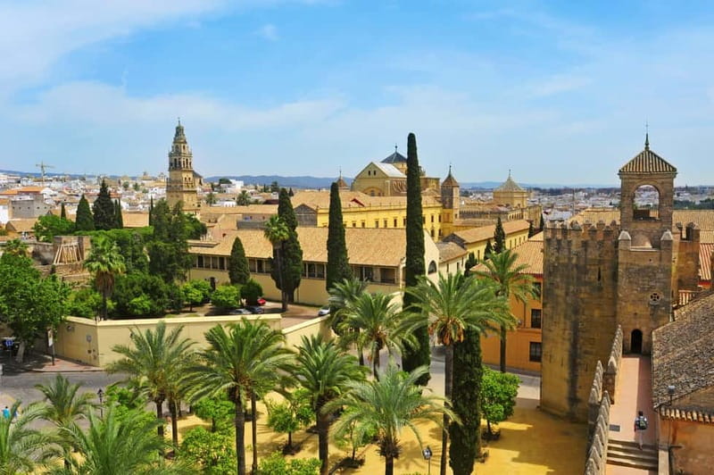 Córdoba: Mosque-Cathedral, Jewish Quarter and Alcázar Tour - Why this three-and-a-half-hour route works