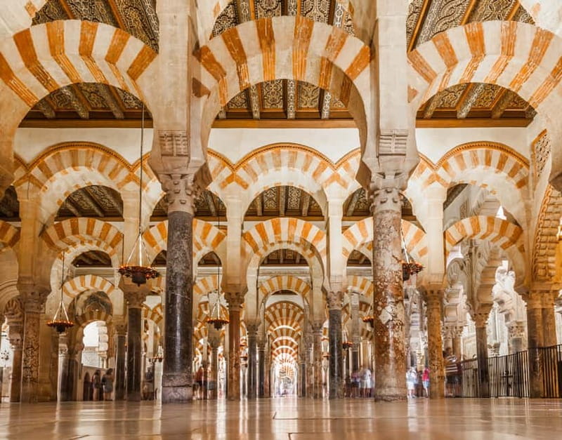 Córdoba: Mosque-Cathedral, Jewish Quarter and Alcázar Tour - Who will enjoy this tour most?