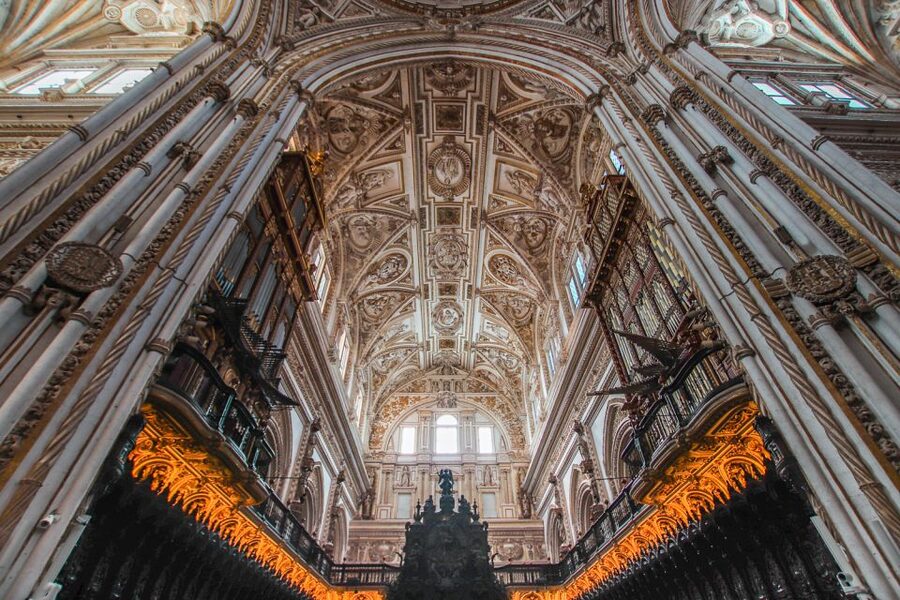 Cordoba Mosque-Cathedral: Skip-the-Line Guided Tour - Which guide style suits you best?