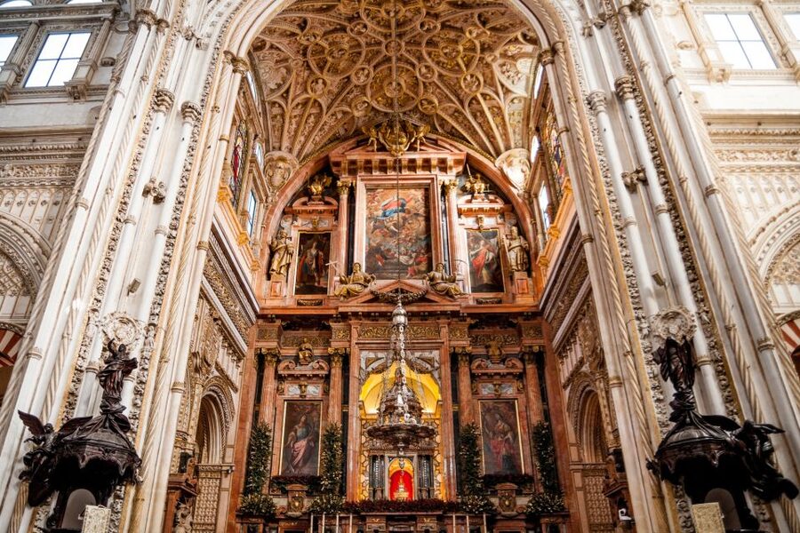 Córdoba: Skip-the-Line Great Mosque-Cathedral History Tour - Why Córdoba’s Mosque-Cathedral is worth your time