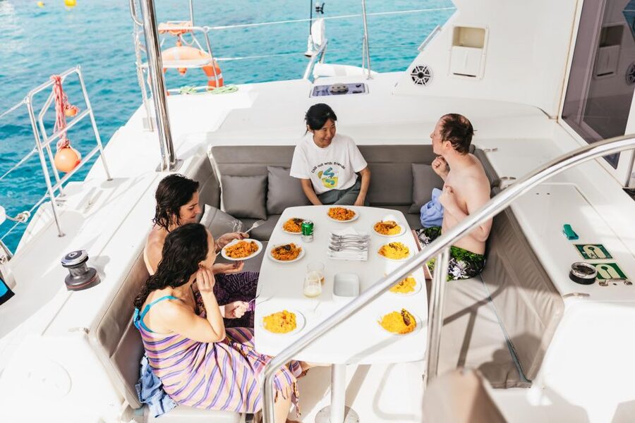 Corralejo: Lobos Island Catamaran Tour with Drinks & Snorkel - Key points to know before you book