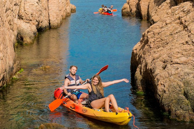 Costa Brava Kayak & Snorkel Tour + Picnic from Barcelona - The picnic lunch and beach break