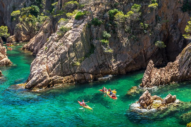 Costa Brava Kayaking and Snorkeling Small Group Tour with Lunch - Lunch and free time after the water