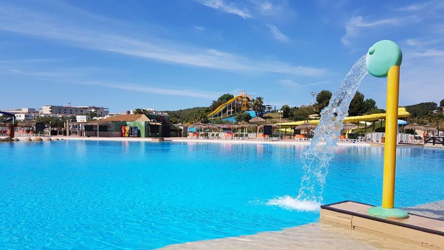 Costa Dorada: Aquopolis Entry Ticket - Queues are the main practical weakness