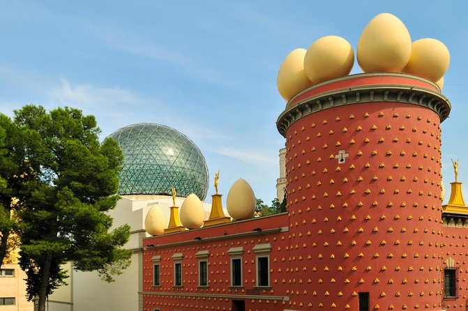 Dali Museum & Cadaques Small Group Tour with Hotel pick-up - Key points at a glance