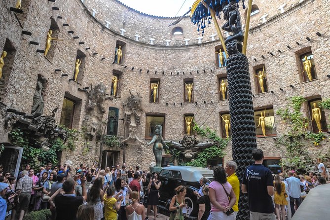 Dali Museum, House & Cadaques Small Group Tour from Barcelona - Practical details that can save your day