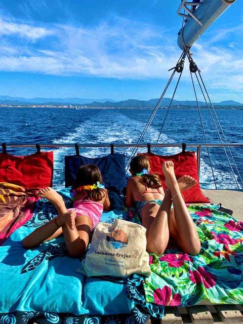 Denia: Cova Tallada Catamaran Tour and Swimming Stop - Price, timing, and practical details