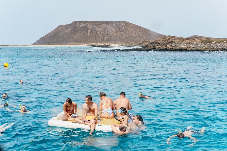 Desde Corralejo: Lobos Island Ferry with Optional Transfer - Choosing the right return ferry