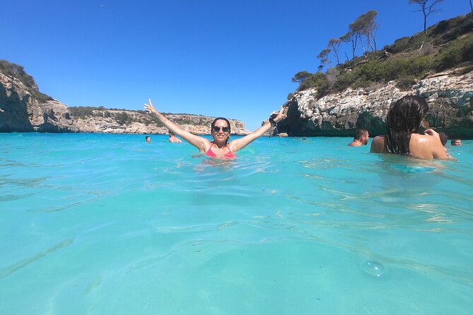 Discover Cala des Moro and S’Almunia the smart way - Key points to know before booking