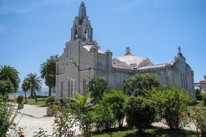 Excursion to Rias Baixas with Winery - Optional mussel boat - Combarro’s granaries and stone lanes