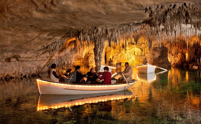 Explore Mallorca: Majorica Pearl Shop and Caves of Drach - Pickup requires careful attention