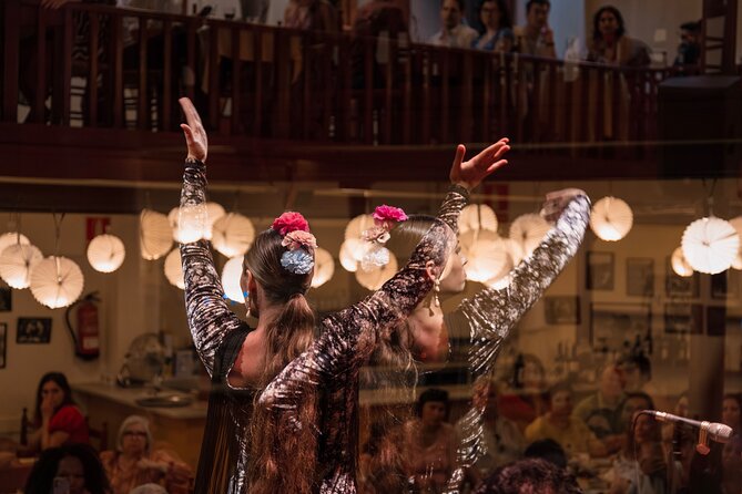 Flamenco Night at Tablao de Carmen with Tasting Menu or Dinner - Why Tablao de Carmen feels different from a large flamenco show